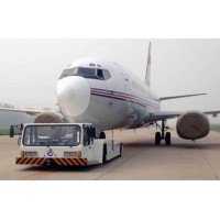 飛機(jī)牽引車(chē)