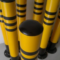 直供鋼管警示柱加厚防撞柱道路防護警示樁固定路樁反光隔離鐵立柱